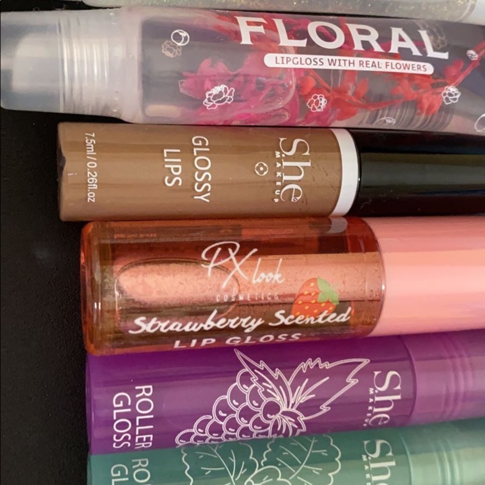 6 lip glosses